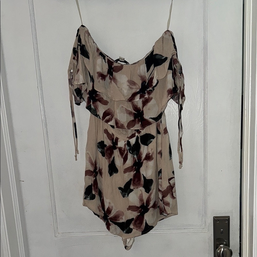 American Eagle Outfitters Floral Romper